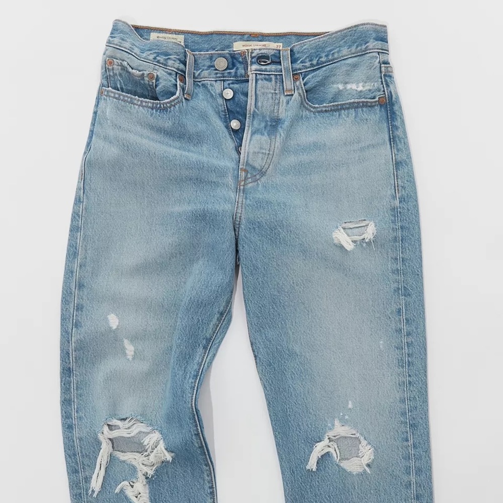 Levi’s straight leg wedgie jeans - Picture 3 of 7